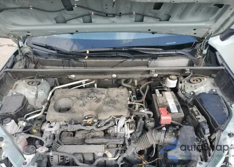 2019 Toyota Rav4 Xle z USA, uszkodzony, nr VIN 2T3W1RFV9KW013021